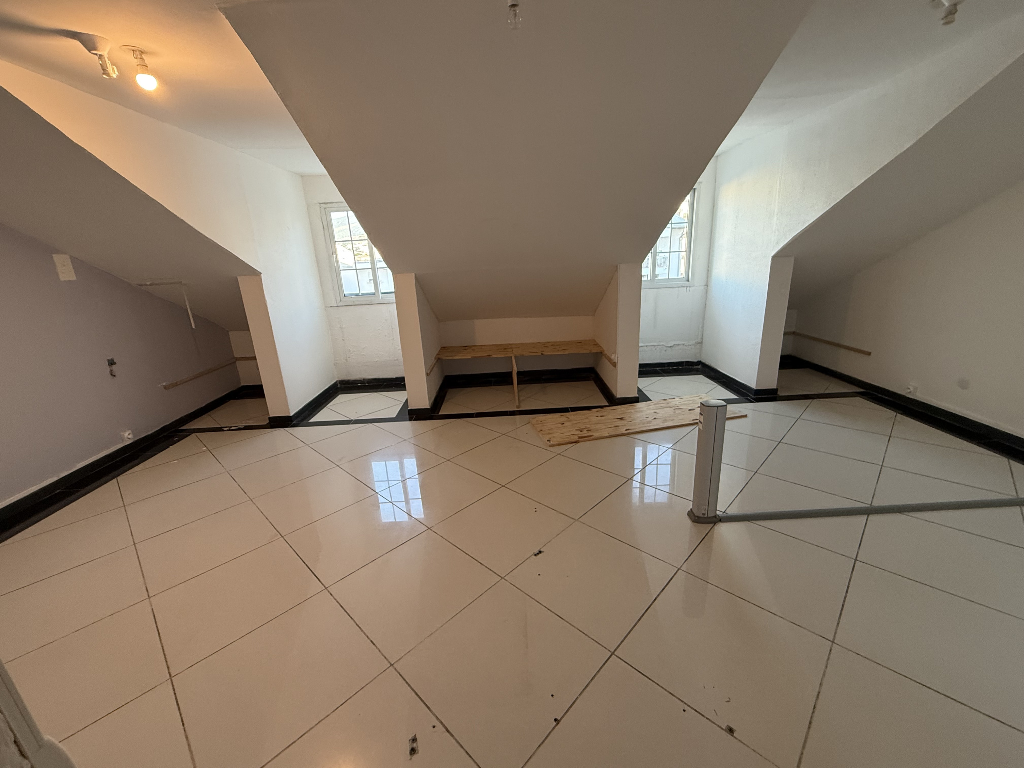 Agence immobilière de KAZE REUNION IMMOBILIER