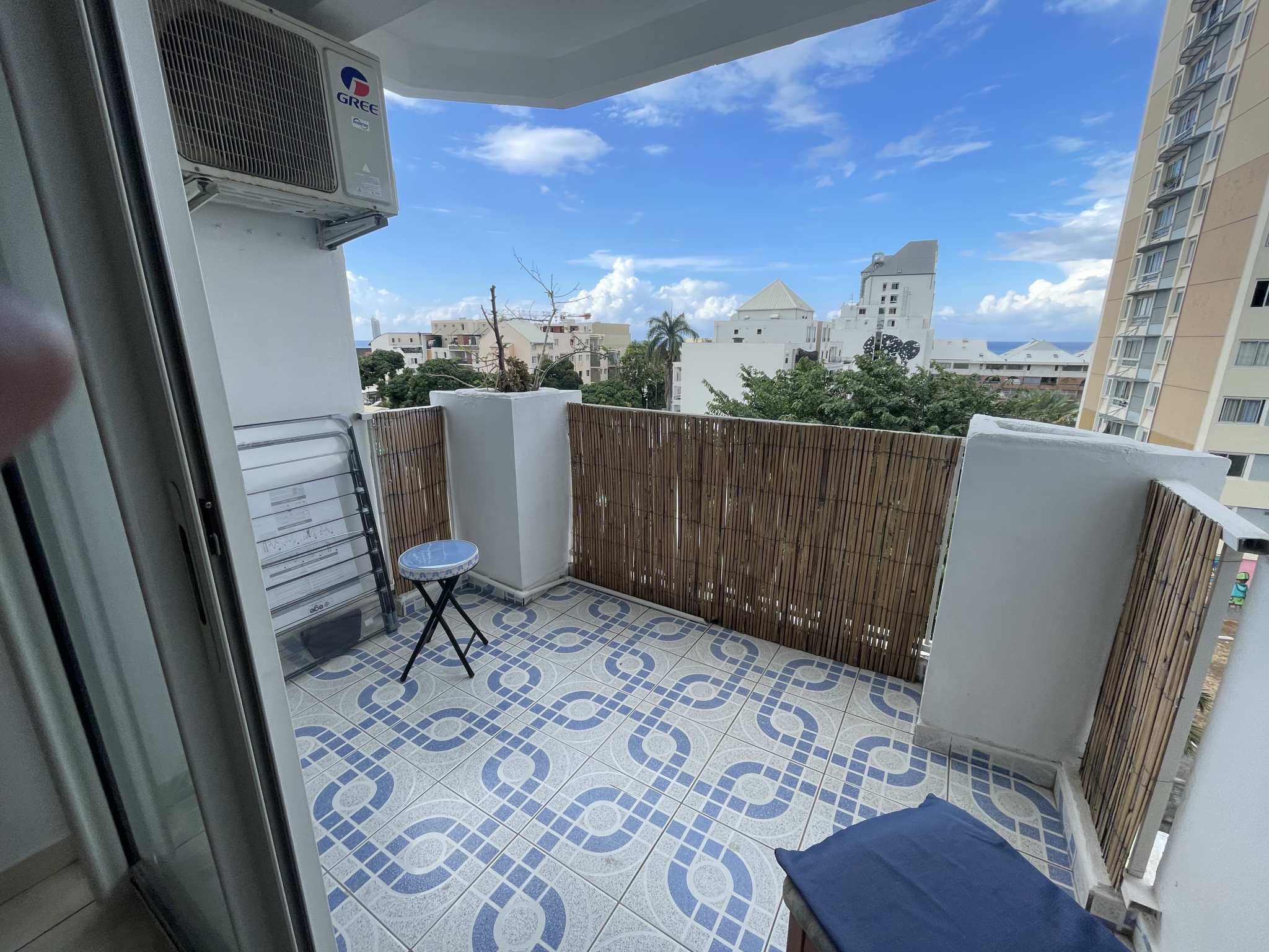 Agence immobilière de KAZE REUNION IMMOBILIER